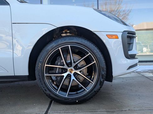 New 2026 Porsche Macan image 11