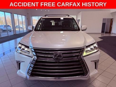 Used 2019 Lexus LX 570 570 LUXURY/MARK LEV/HEAD UP/36 image 2