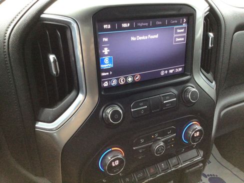 Used 2021 Chevrolet Silverado 1500 LT Trail Boss w/ Convenience Package II AWD/4WD image 21