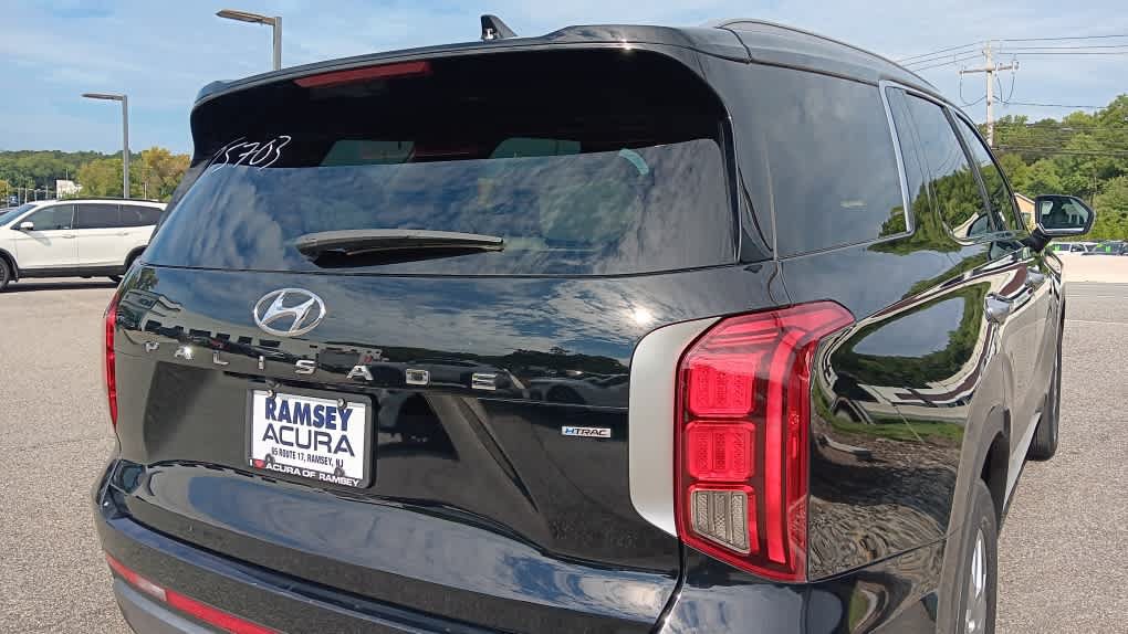 Used 2023 Hyundai Palisade SEL AWD/4WD image 5