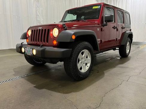 Used 2012 Jeep Wrangler Unlimited Sport AWD/4WD image 22