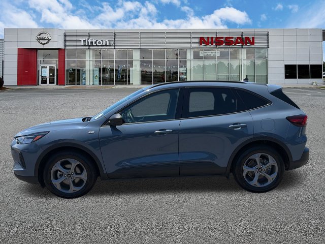 Used 2025 Ford Escape ST-Line FWD image 4