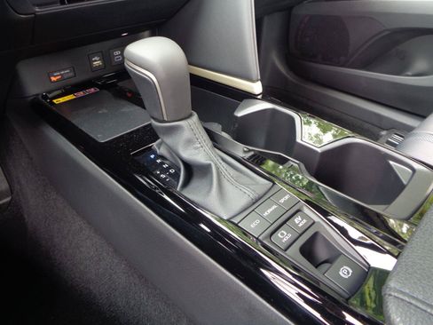 New 2026 Toyota Camry XSE AWD/4WD image 16