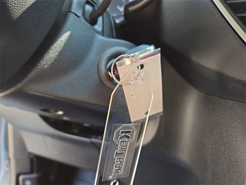 Used 2022 Ford Escape S image 20