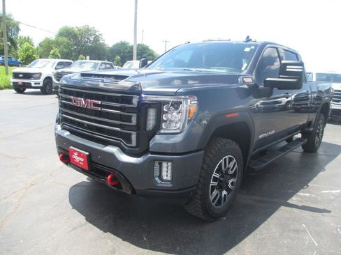 Used 2020 GMC Sierra 3500 AT4 w/ AT4 Premium Package AWD/4WD image 13