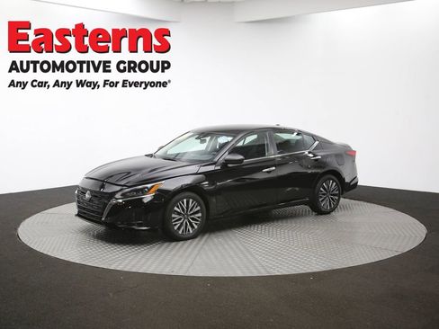 Used 2024 Nissan Altima 2.5 SV image 54
