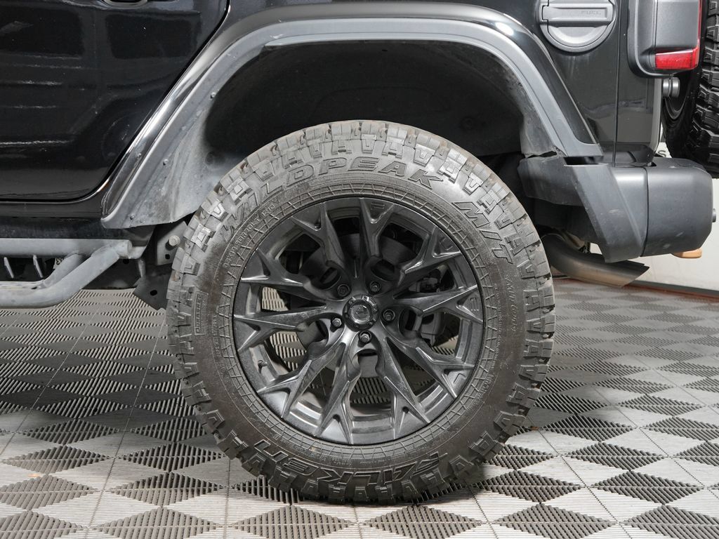 Used 2024 Jeep Wrangler Unlimited Rubicon 392 AWD/4WD image 13
