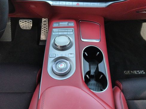 Used 2024 Genesis GV70 2.5T w/ Sport Prestige Package AWD/4WD image 18