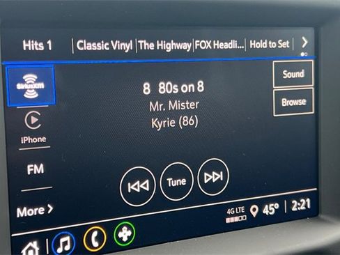 Used 2025 Chevrolet Silverado 2500 Custom w/ Custom Value Package image 24