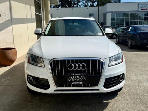 Used 2017 Audi Q5 2.0T Premium Plus w/ Technology Package AWD/4WD image 7