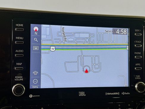 Used 2021 Toyota Highlander Limited FWD image 22