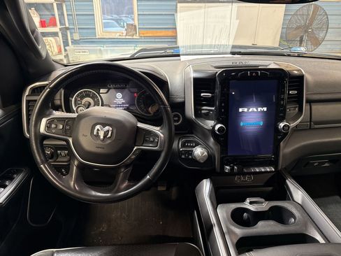 Used 2021 RAM 1500 Laramie w/ Sport Appearance Package image 12