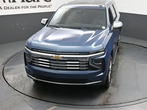 New 2026 Chevrolet Tahoe Premier w/ Sun And Tow Package AWD/4WD image 25