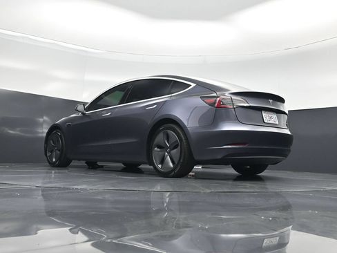 Used 2020 Tesla Model 3 Long Range AWD/4WD image 45