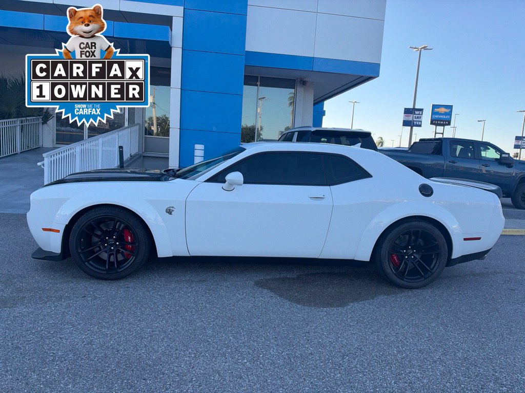 Used 2023 Dodge Challenger SRT Hellcat RWD image 2