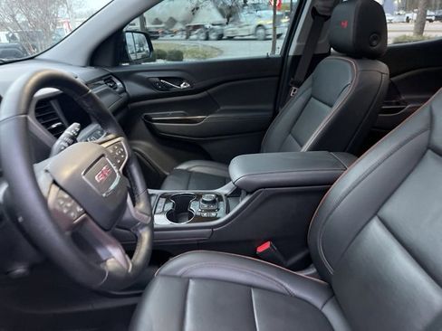 Used 2023 GMC Acadia AT4 w/ Technology Package image 9