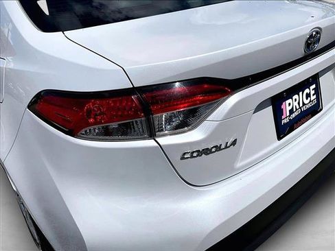 Used 2023 Toyota Corolla LE FWD image 29