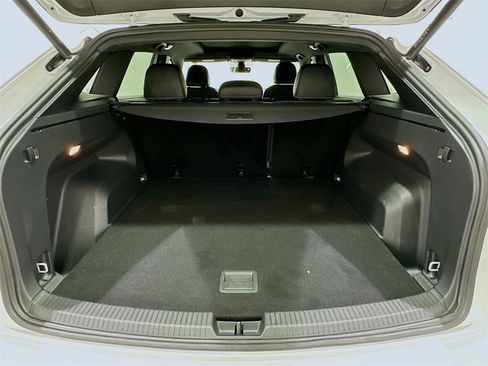 Used 2023 Volkswagen Atlas Cross Sport SEL R-Line image 28