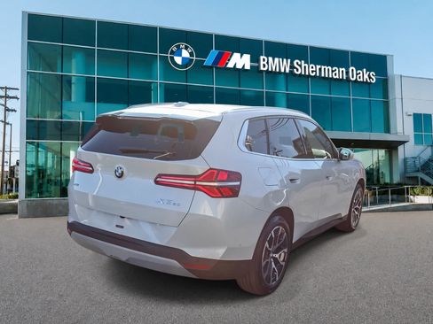 Used 2026 BMW X3 xDrive30i w/ Convenience Package AWD/4WD image 4