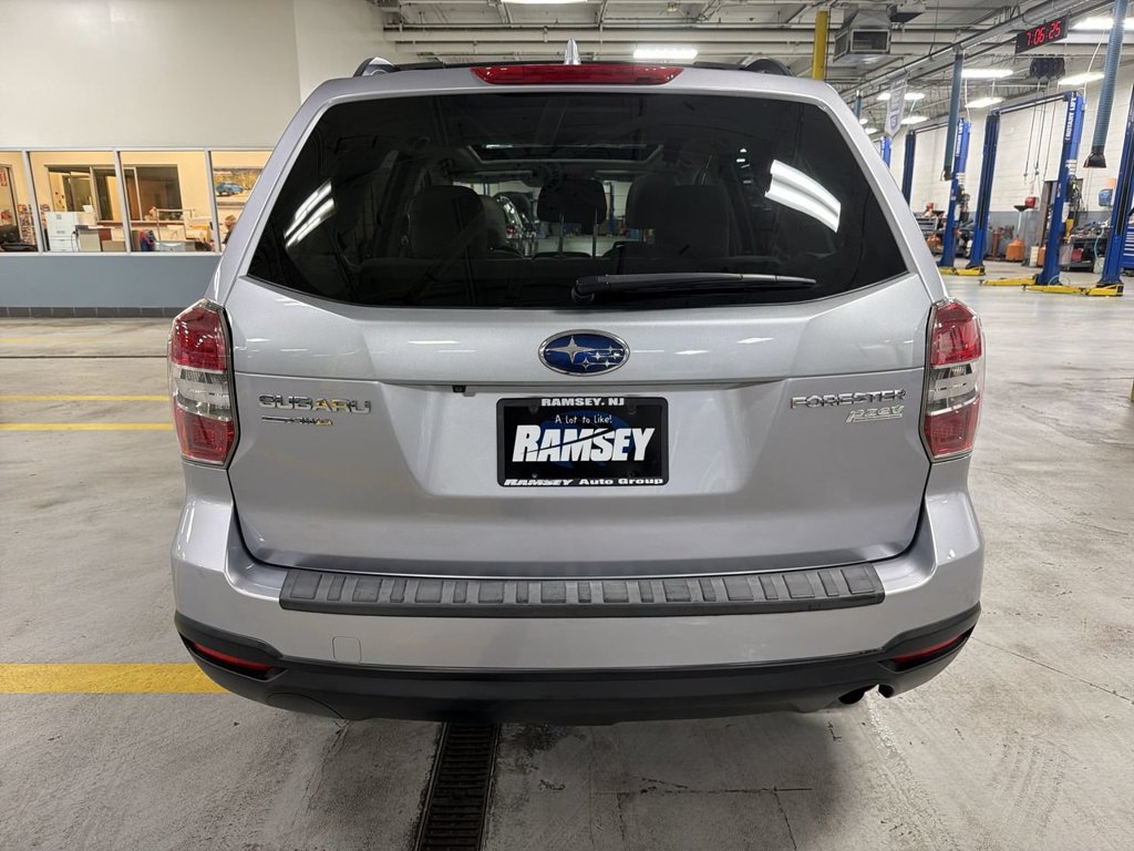 Used 2016 Subaru Forester 2.5i Premium w/ All-Weather Package AWD/4WD image 7