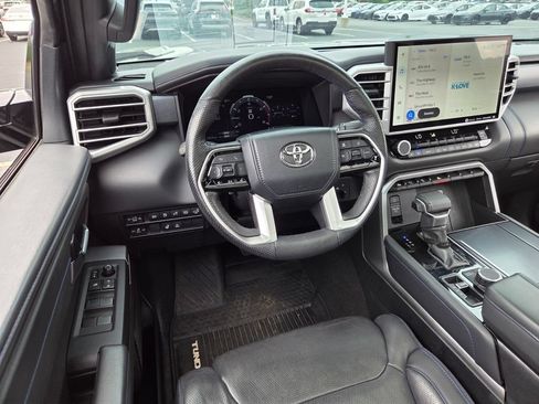 Used 2024 Toyota Tundra Platinum AWD/4WD image 7