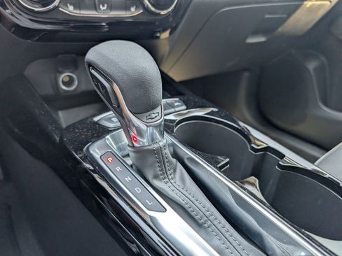 Used 2024 Chevrolet Trax ACTIV image 14