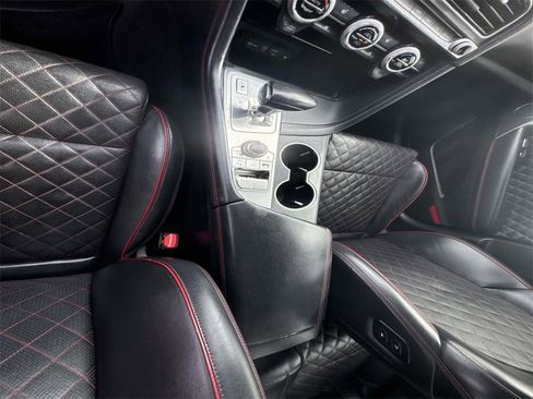 Used 2019 Genesis G70 2.0T Advanced w/ Sport Package image 33