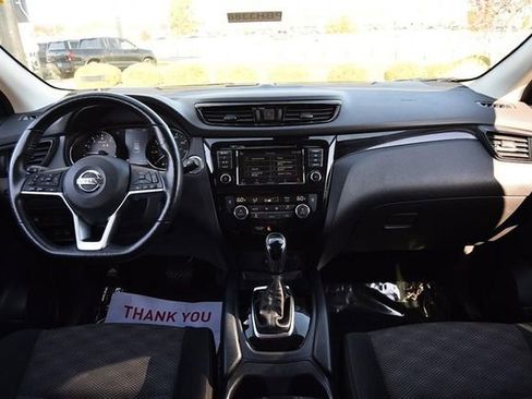 Used 2022 Nissan Rogue Sport SV image 7