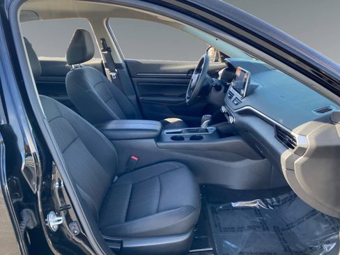 Used 2025 Nissan Altima 2.5 S image 15