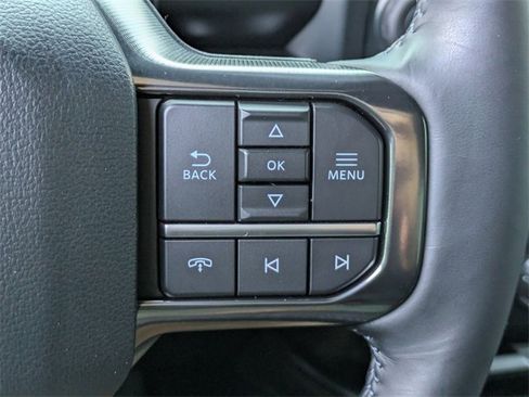 Used 2025 Ford F350 Platinum w/ FX4 Off-Road Package image 26