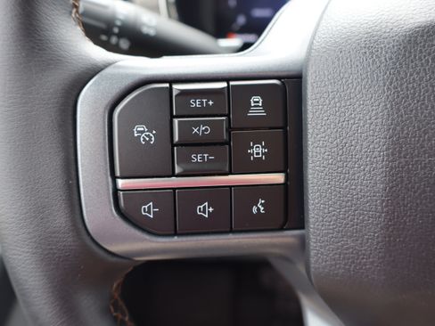 Used 2025 Ford F150 Lariat w/ Equipment Group 501A Mid AWD/4WD image 16