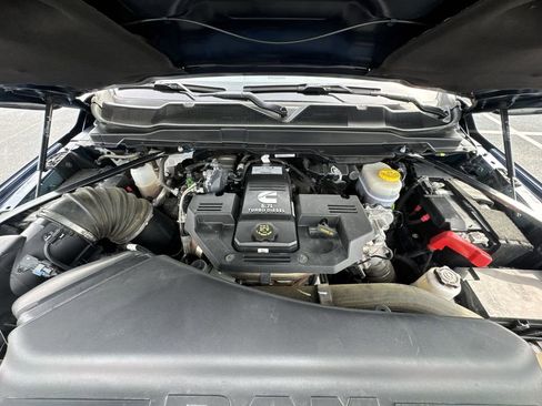 Used 2024 RAM 2500 Limited image 26