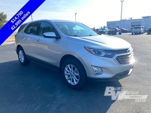 Used 2020 Chevrolet Equinox LT w/ Driver Convenience Package image 9
