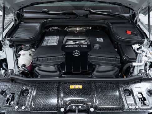 New 2026 Mercedes-Benz GLS 63 AMG 4MATIC image 9