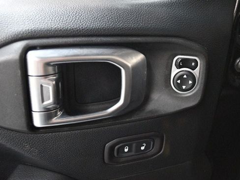 Used 2018 Jeep Wrangler Unlimited Rubicon AWD/4WD image 70