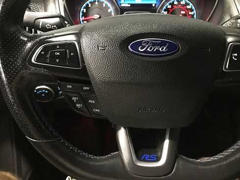 Used 2017 Ford Focus RS AWD/4WD image 24