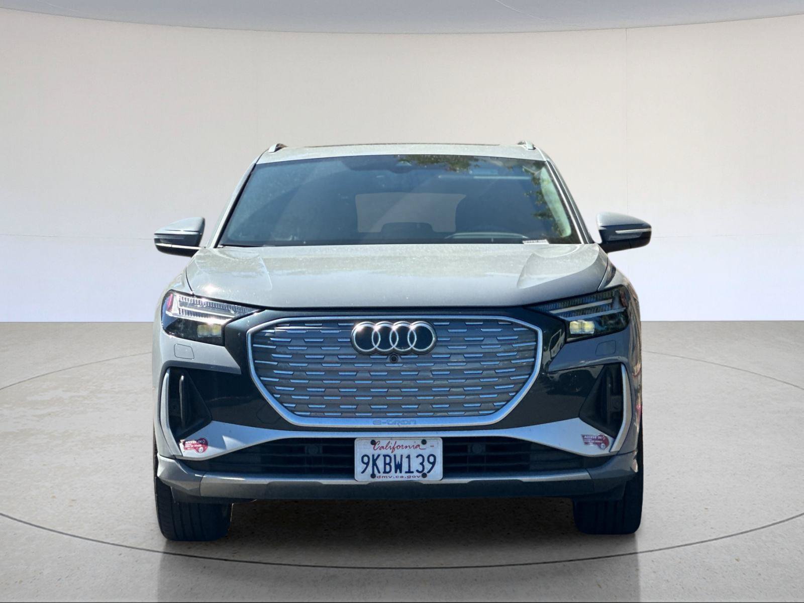 Used 2023 Audi Q4 e-tron Prestige w/ 20" Wheel Package AWD/4WD image 9