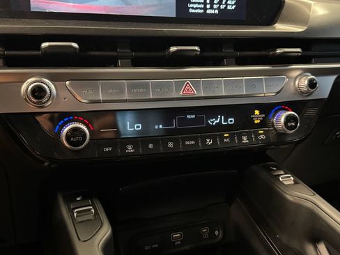 Used 2023 Kia Telluride S AWD/4WD image 15