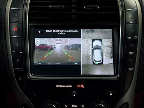 Used 2019 Lincoln Nautilus Reserve AWD/4WD image 39