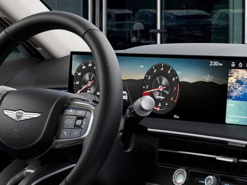 New 2027 Genesis GV70 2.5T Advanced AWD/4WD image 13
