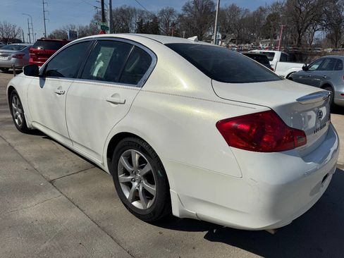 Used 2011 INFINITI G25 Journey w/ Moonroof Pkg image 5