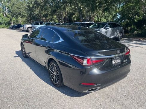 Used 2022 Lexus ES 350 w/ Premium Package FWD image 4