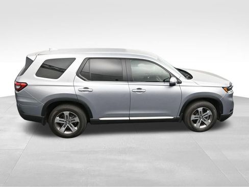Used 2025 Honda Pilot EX-L image 35