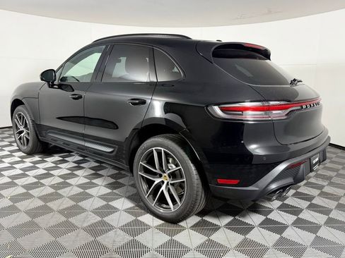 Certified 2026 Porsche Macan AWD/4WD image 3