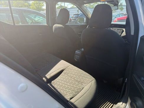 Used 2024 Nissan Kicks SV FWD image 12