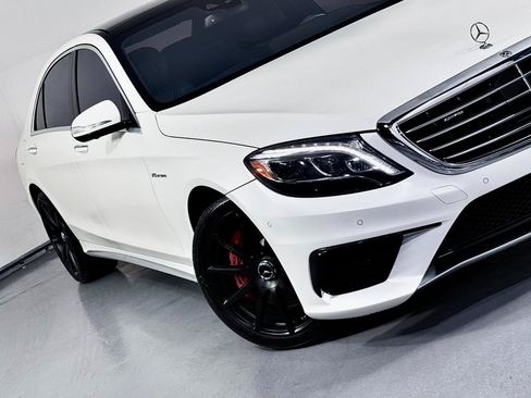Used 2016 Mercedes-Benz S 63 AMG 4MATIC Sedan w/ Rear Seat Package image 4