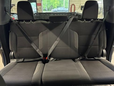 Used 2022 GMC Sierra 1500 SLE w/ X31 Off-Road Package AWD/4WD image 28
