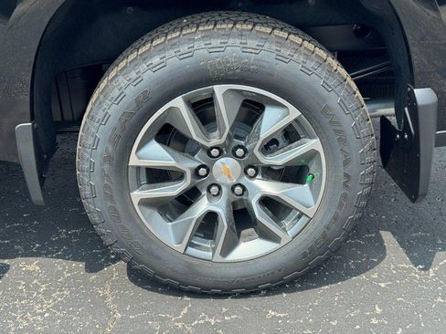 New 2026 Chevrolet Silverado 1500 LT image 4