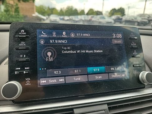 Used 2018 Honda Accord Sport image 22