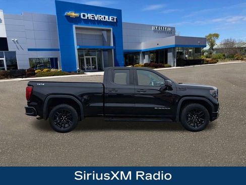 Used 2023 GMC Sierra 1500 Pro w/ Graphite Edition image 10
